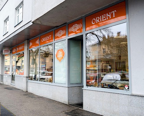 Orient potraviny, Americké námestie 1, Bratislava